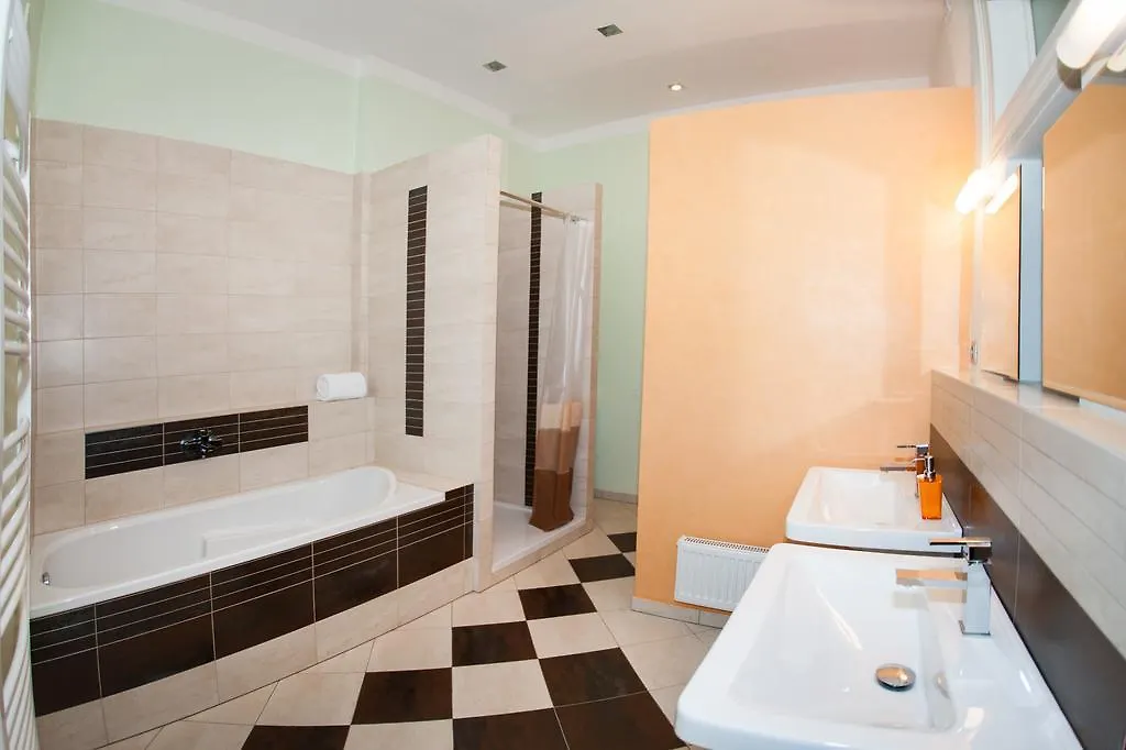 Apartmán 4Bdr Meeting Point By Ruterra Praha