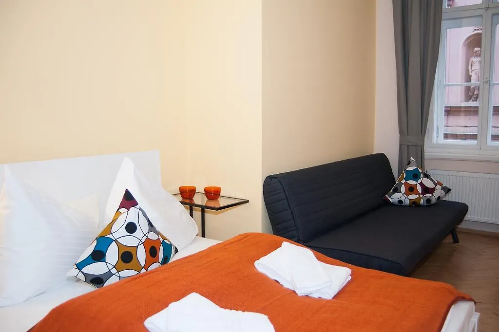Apartmán 4Bdr Meeting Point By Ruterra Praha